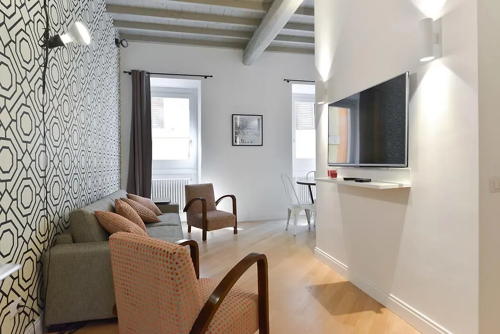 Eve Luxury Apartments Pantheon Rome Italy