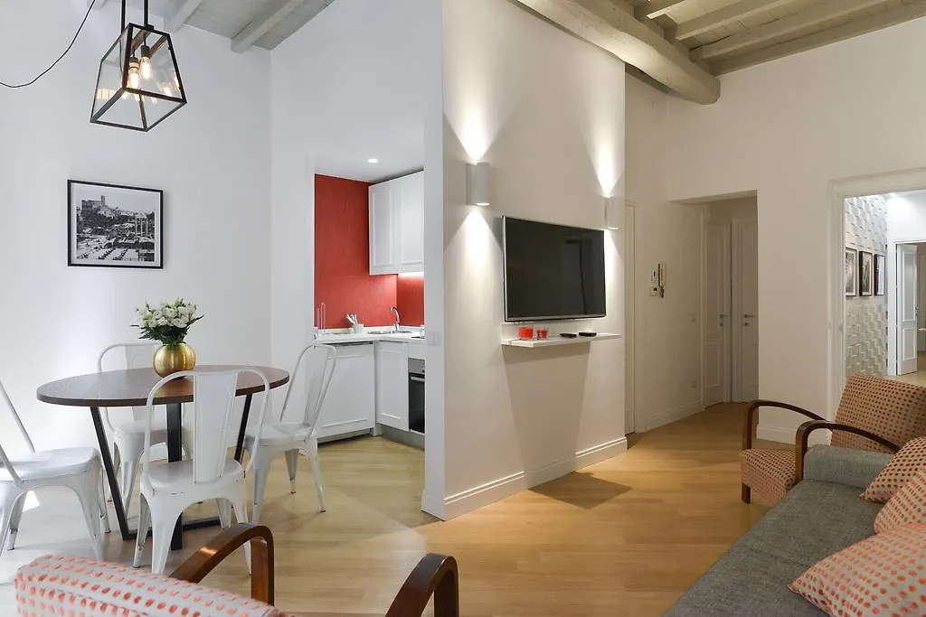 Eve Luxury Apartments Pantheon Rome Italy